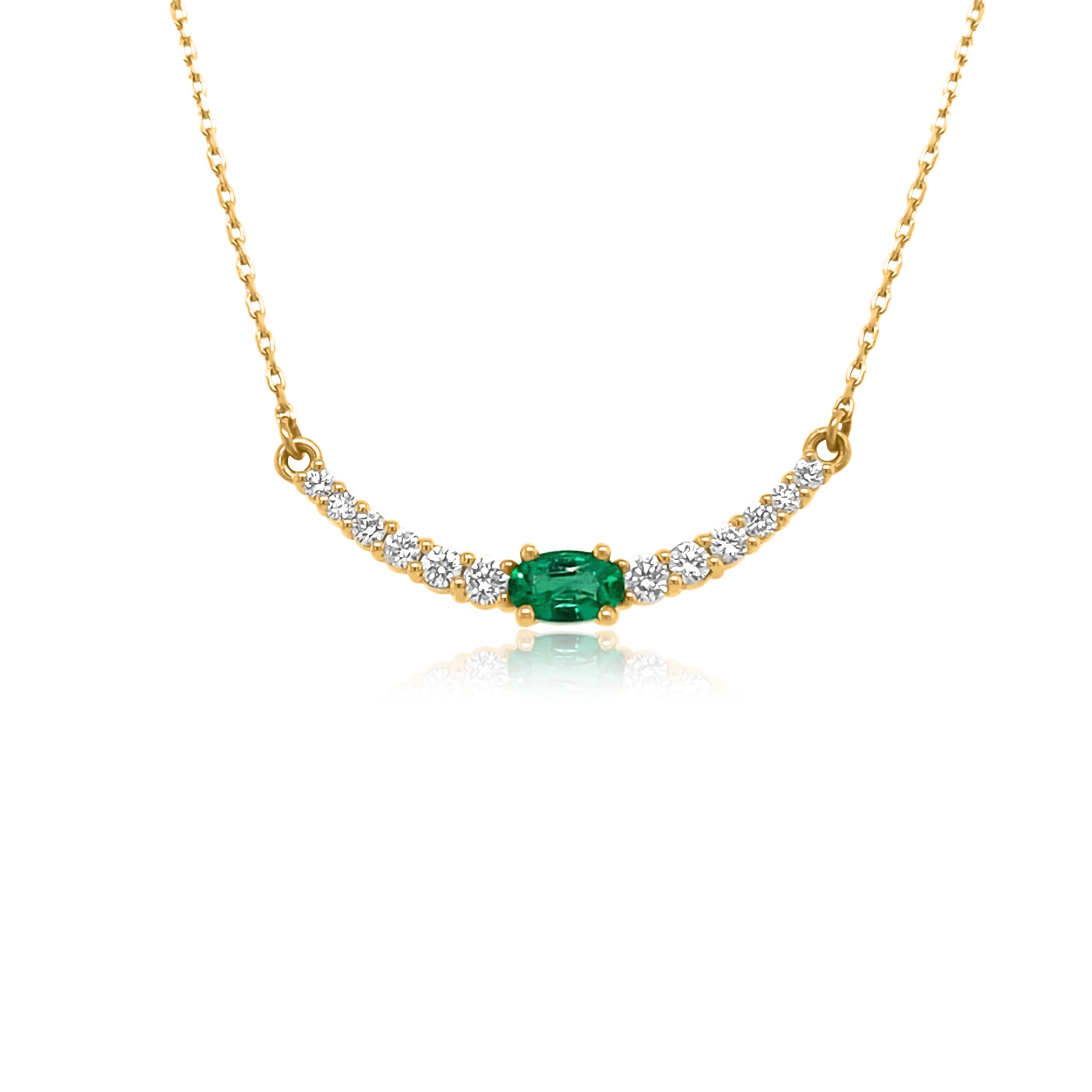 Pendant with emerald and diamonds
