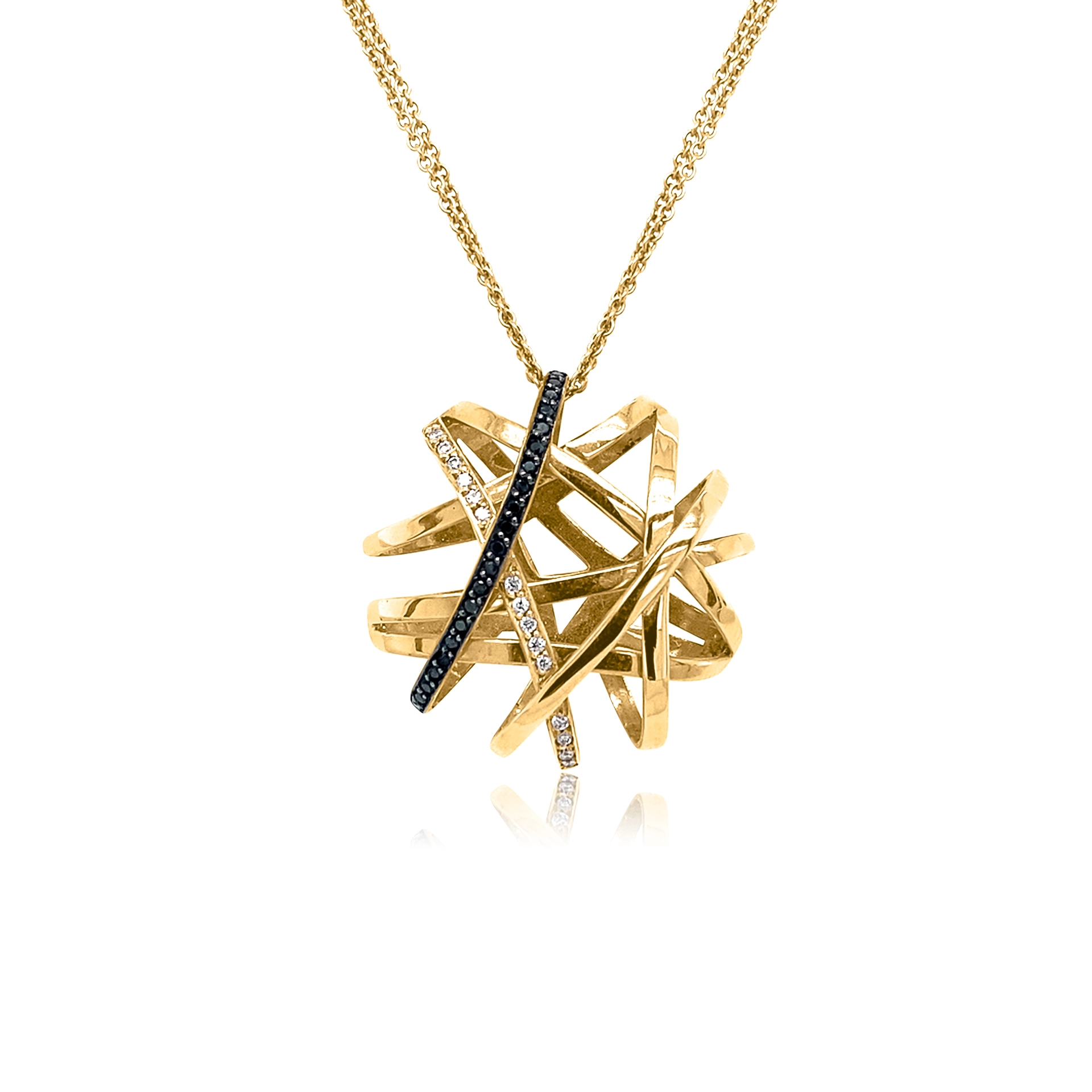 Pendant with b&w diamonds