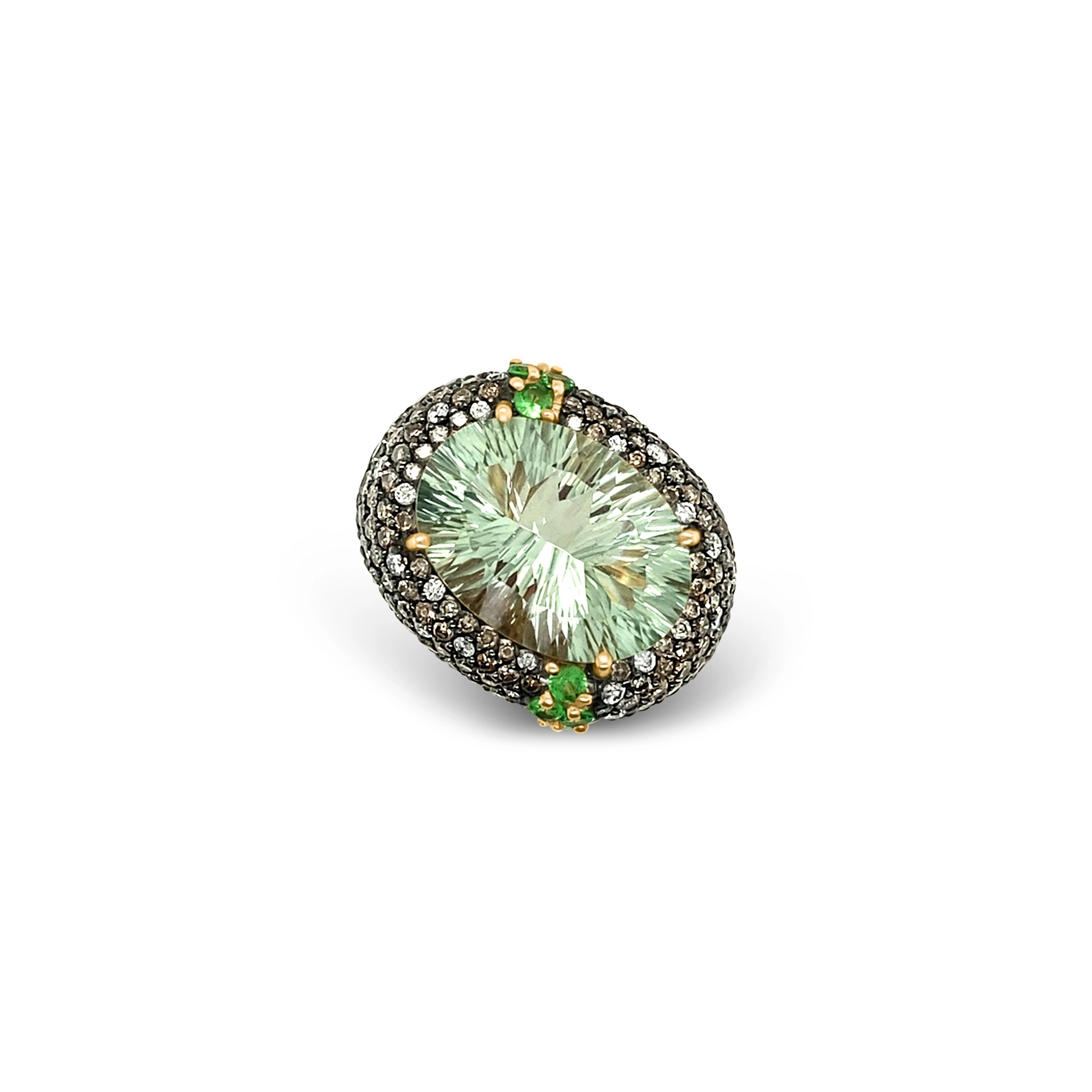 Ring with prasiolite