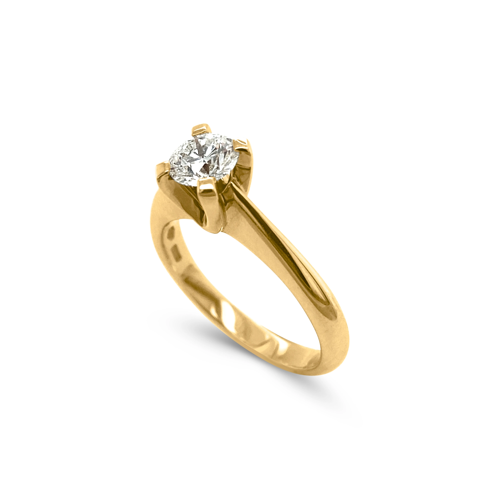 Solitaire ring 